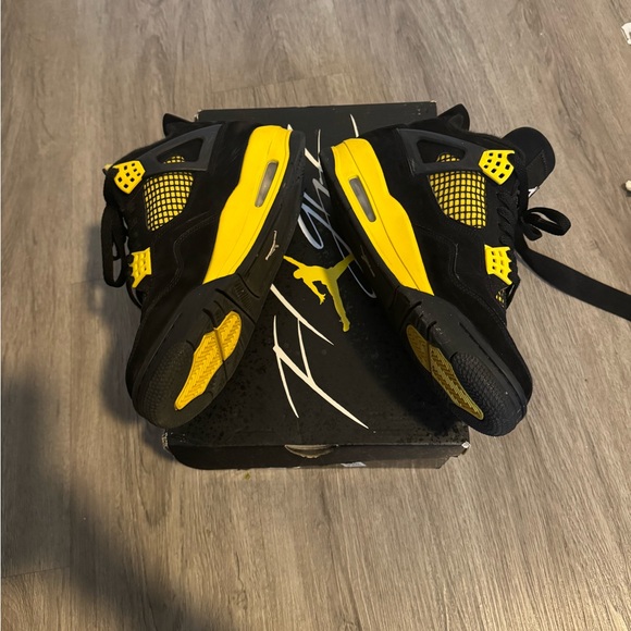 Air Jordan Retro 4 Black and Yellow Sneakers - Picture 1 of 4